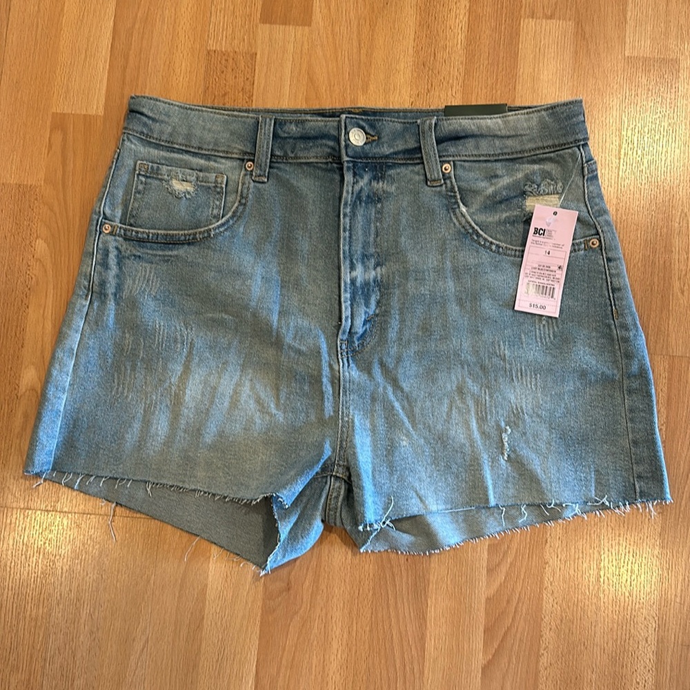 Wild Fable Light Blue Highest Rise Mom Denim Jean Shorts, 14 / 32 Waist - NWT